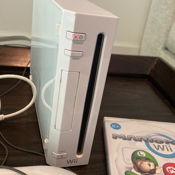 Wii Fit Bundle Plus Mario Kart & So much More - Picture 7 of 12